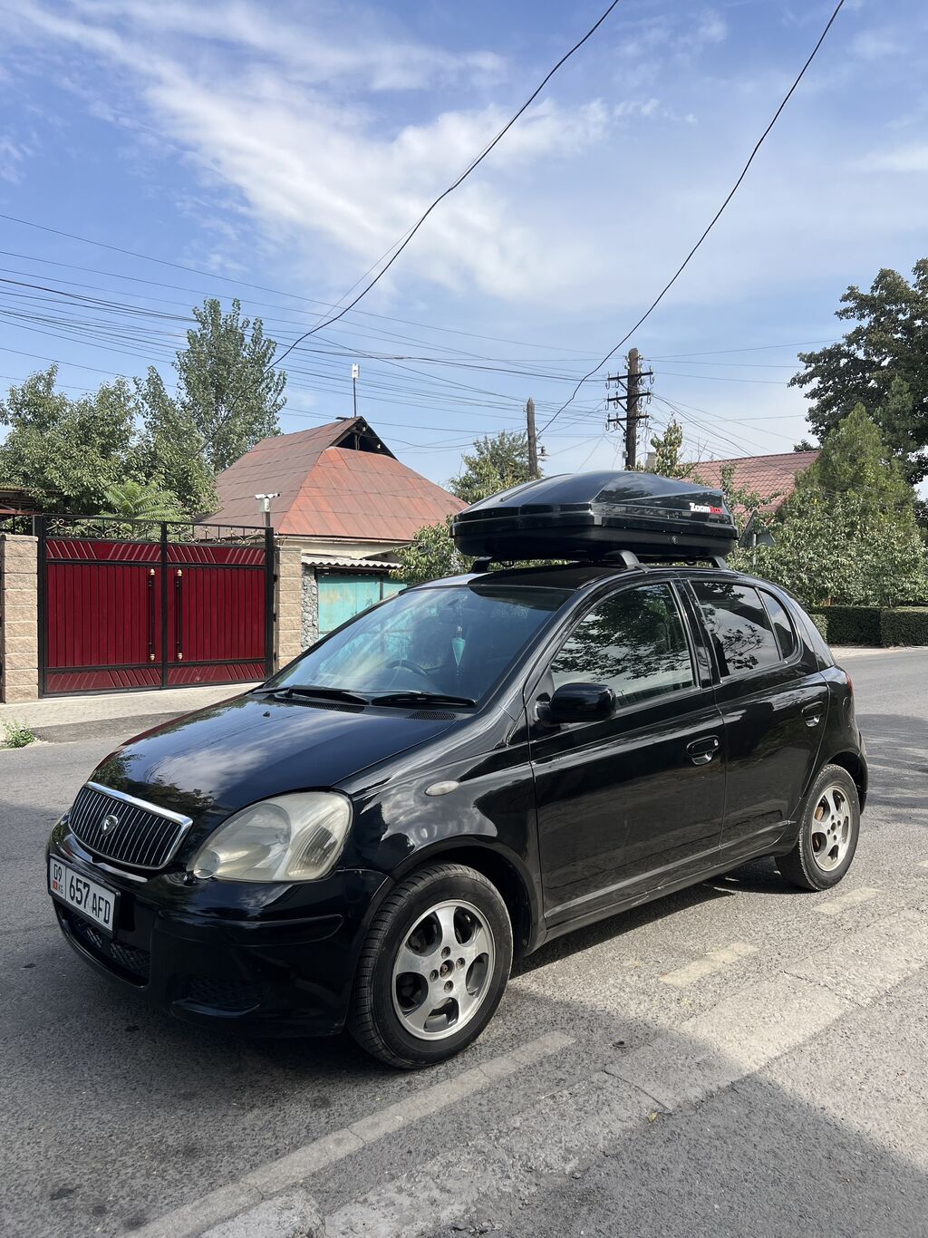 Toyota Vitz: 2003 г., 1.3 л, Автомат, Бензин, Хэтчбэк: фото 3