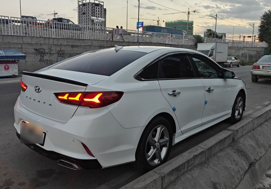 Hyundai Sonata: 2018 г., 2 л, Автомат, Газ, Седан: фото 6