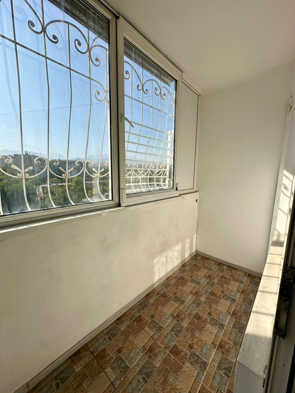3 комнаты, 64 м², 6 мкр 106 серия, 8 этаж, Косметический ремонт: фото 3