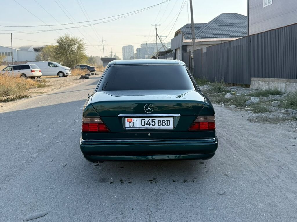 Mercedes-Benz W124: 1994 г., 3.2 л, Автомат, Бензин, Седан: фото 7