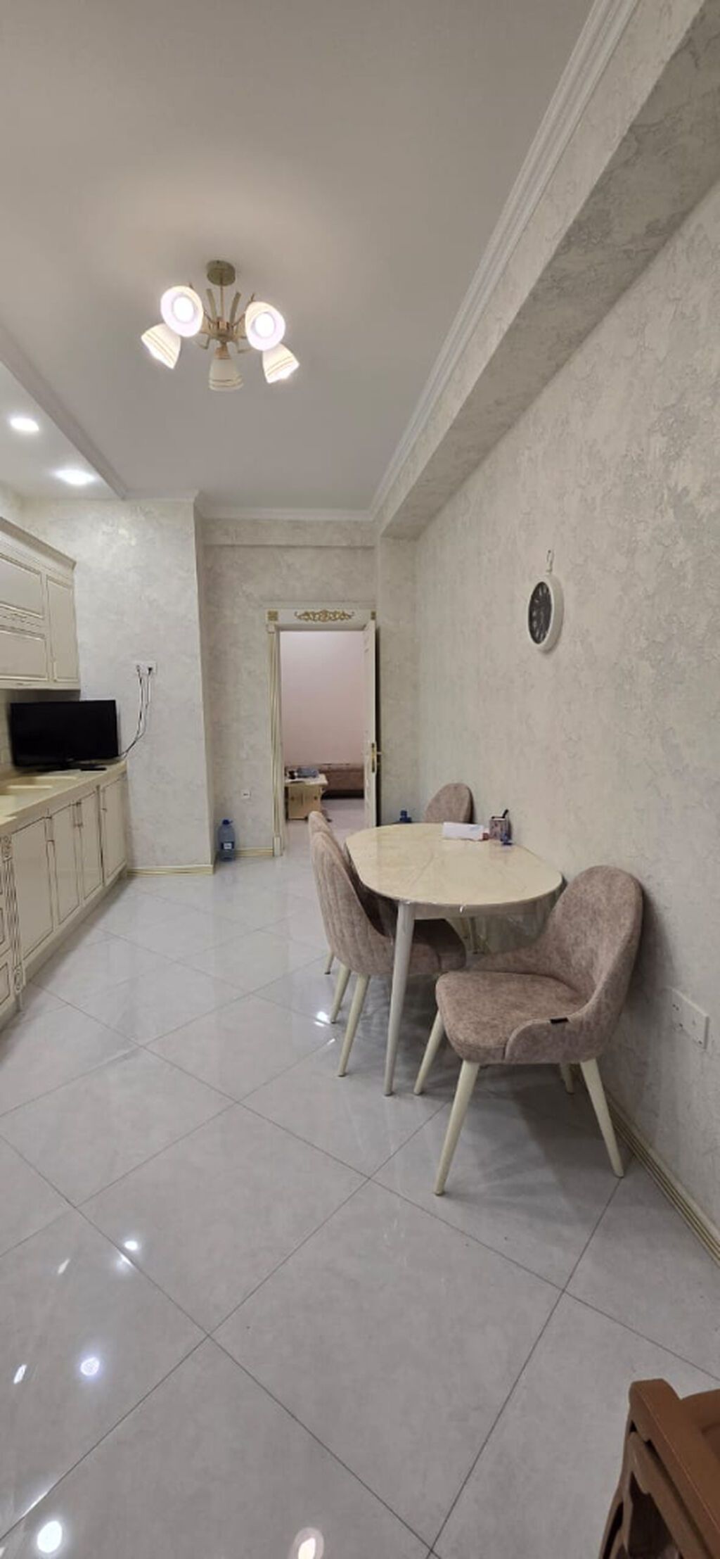 2 otaqlı, 86 kv. m