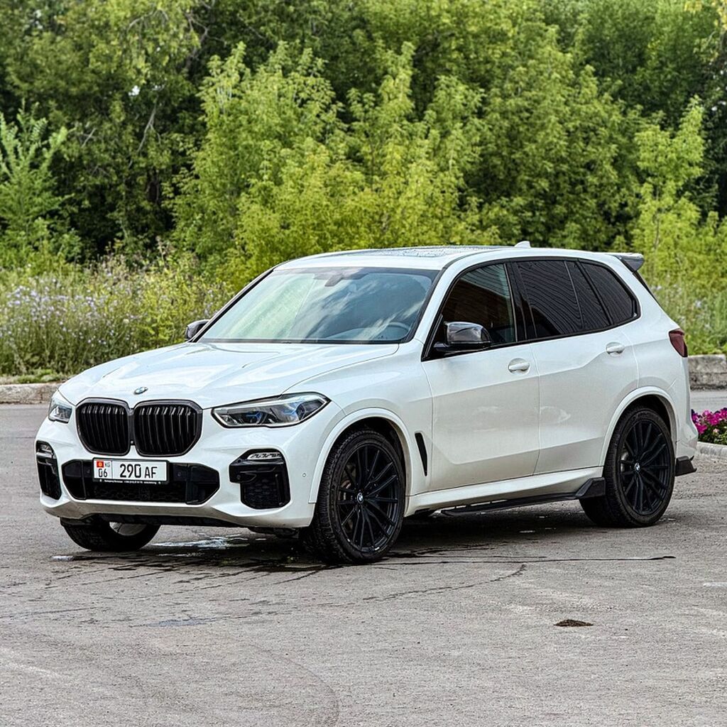 BMW X5: 2021 г., 4.4 л, Автомат, Бензин, Внедорожник: фото 3