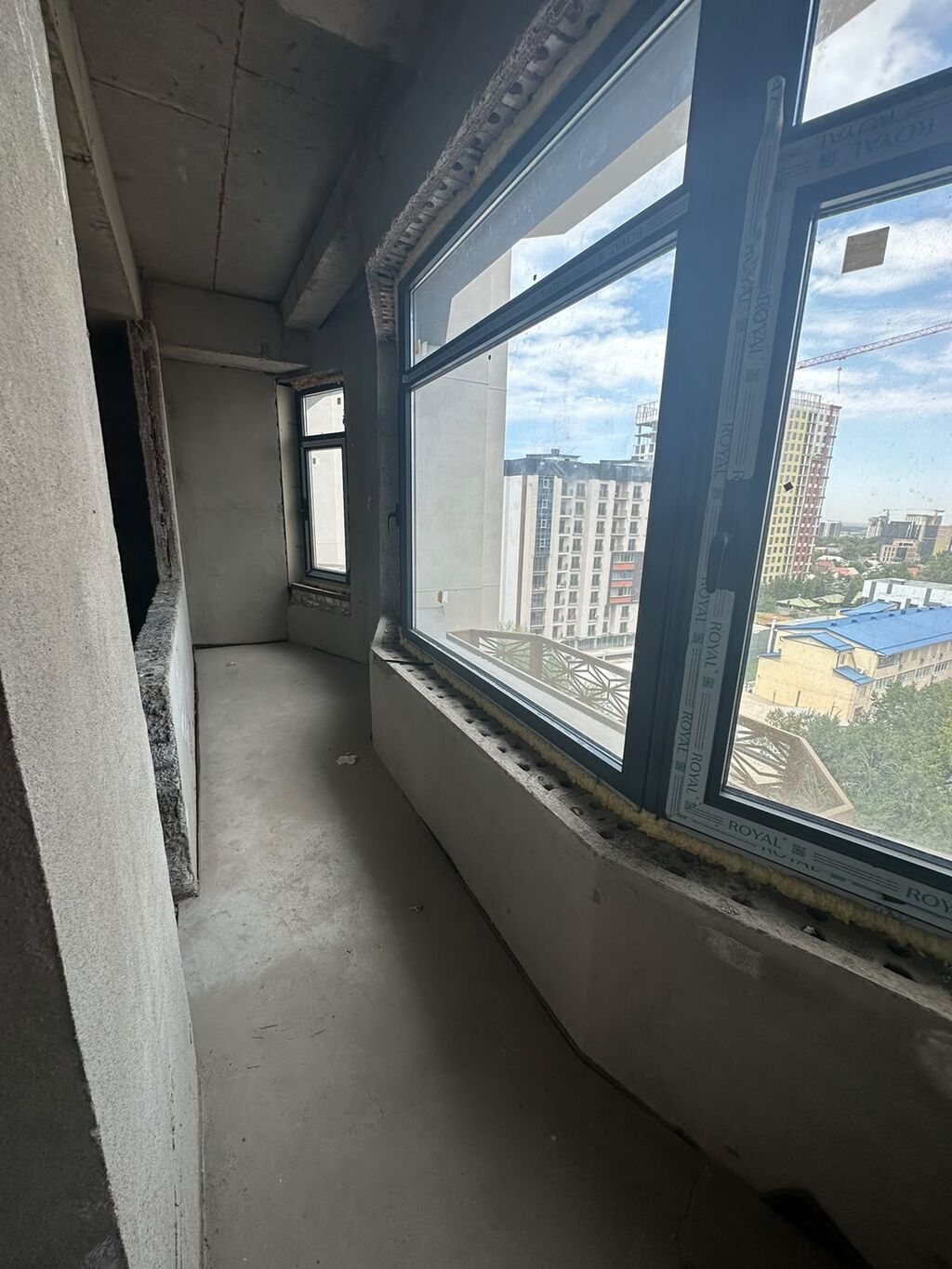 3 комнаты, 136 м², Ак-Кеме Элитка, 8 этаж, ПСО (под самоотделку): фото 2
