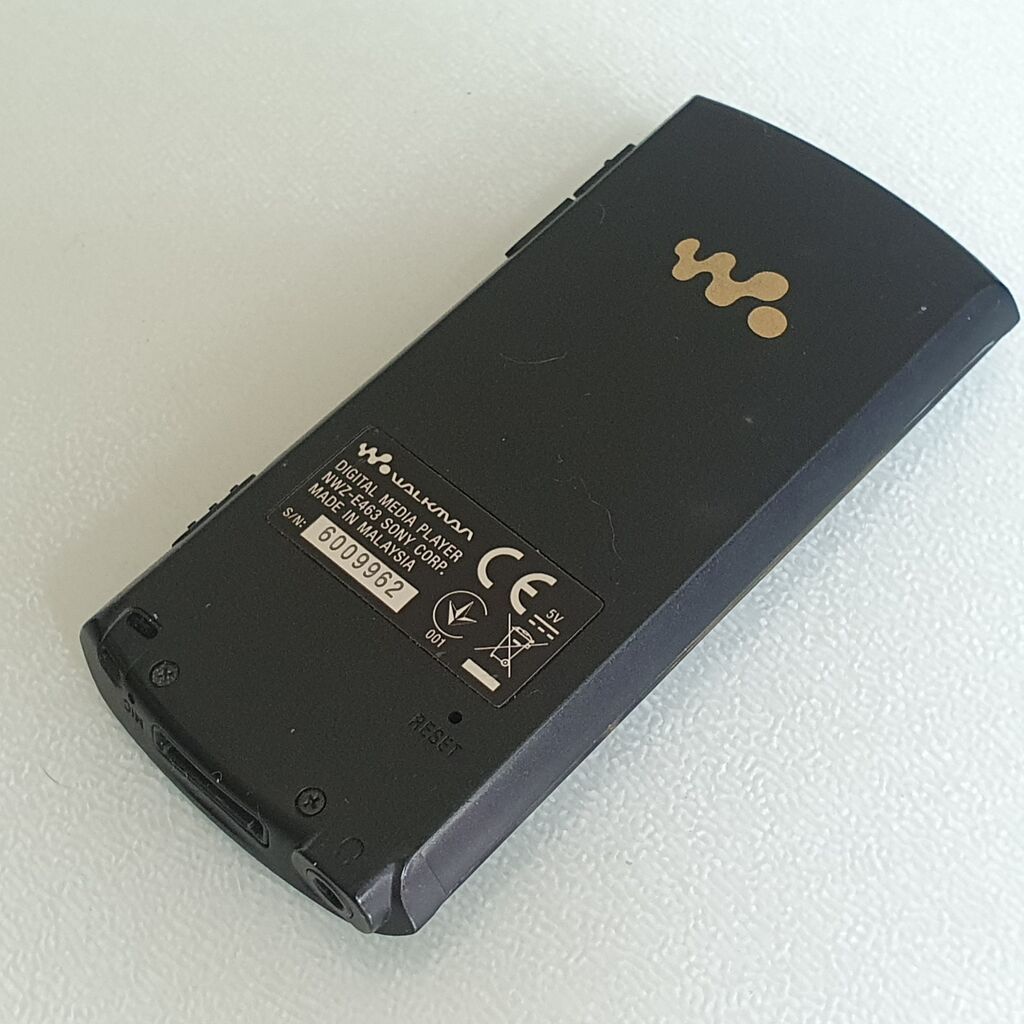 Плеер Sony Walkman (цифровой медиаплеер) Зарядного устройства и: фото 2