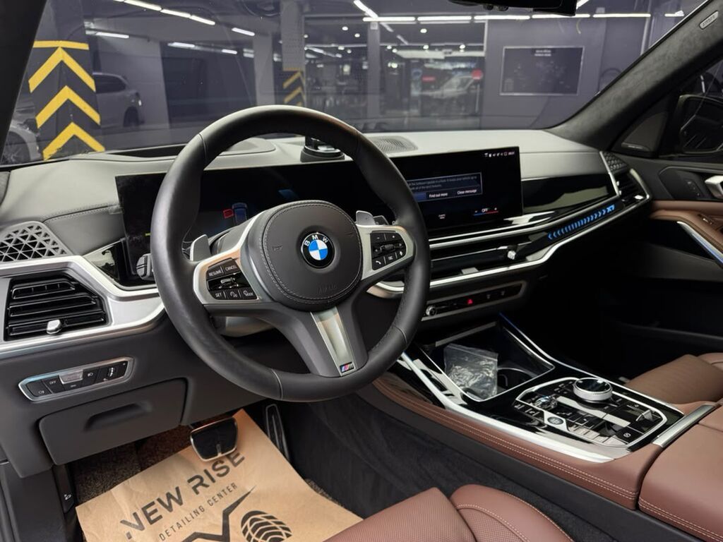 BMW X7: 2022 г., 3 л, Автомат, Бензин, Кроссовер: фото 3