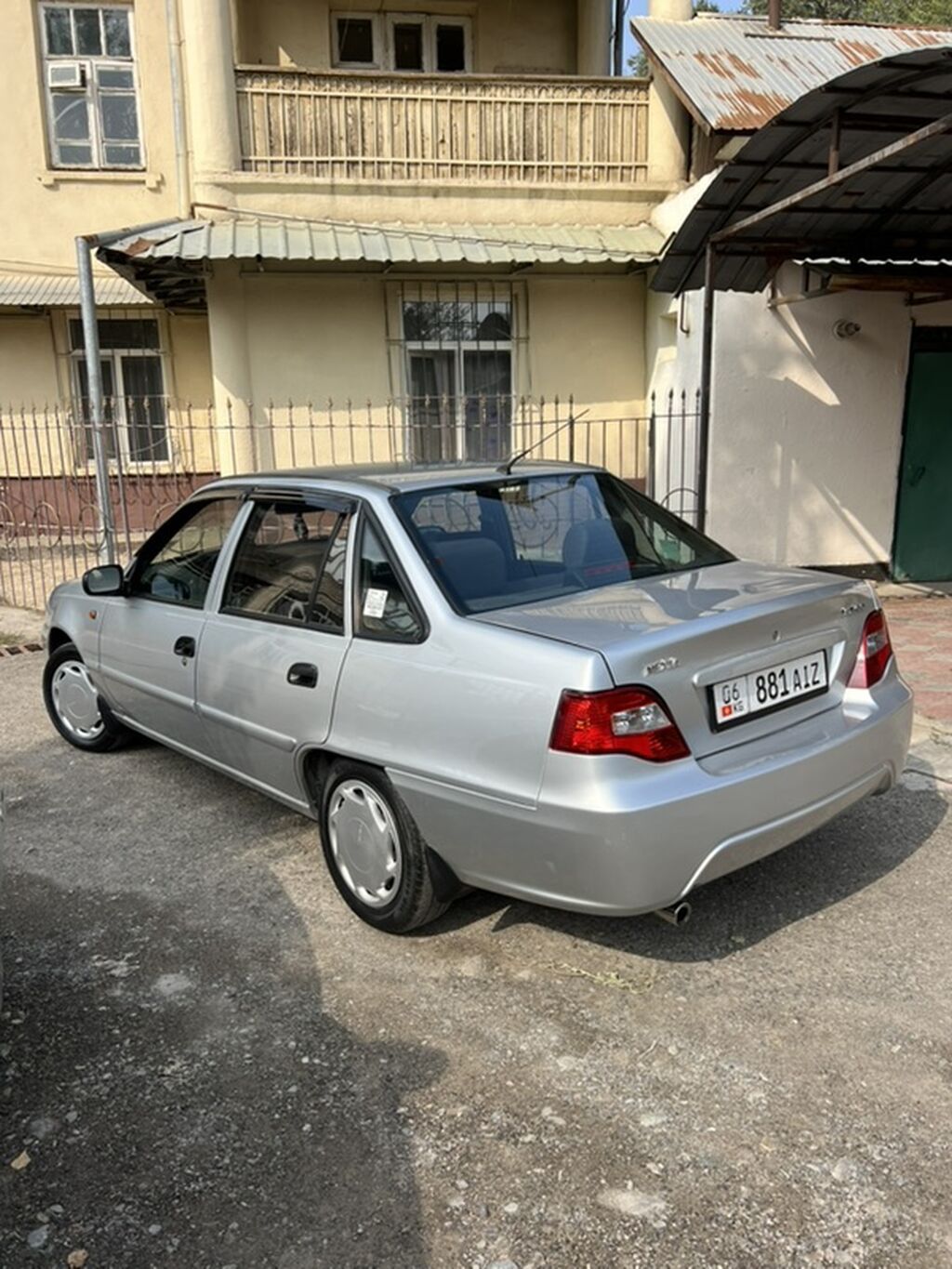 Daewoo Nexia: 2011 г., 1.5 л, Механика, Бензин, Седан: фото 5