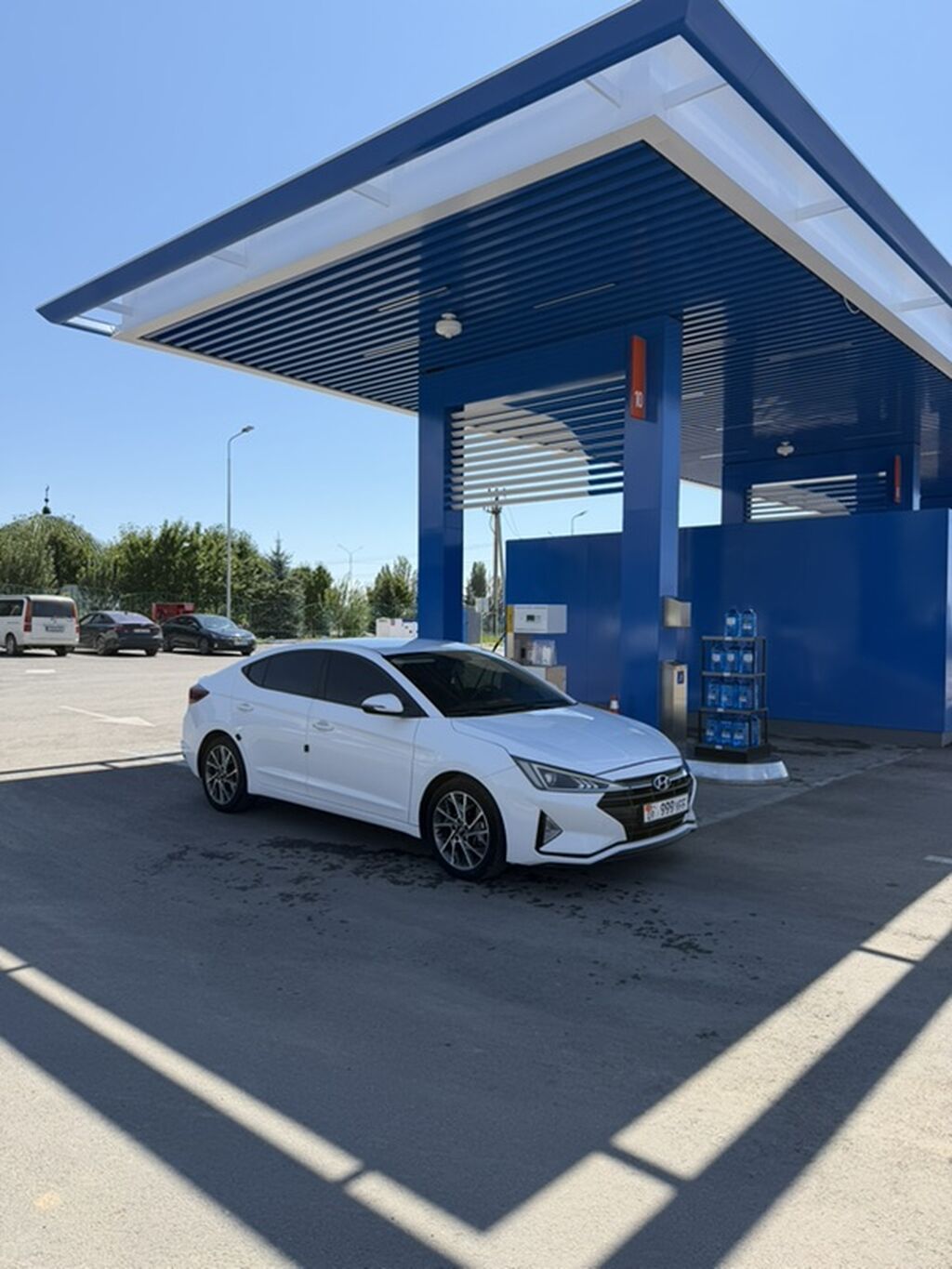Hyundai Elantra: 2018 г., 1.6 л, Вариатор, Бензин, Седан: фото 3