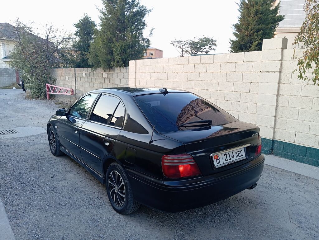 Honda Accord: 2001 г., 1.8 л, Механика, Бензин, Хэтчбэк: фото 4
