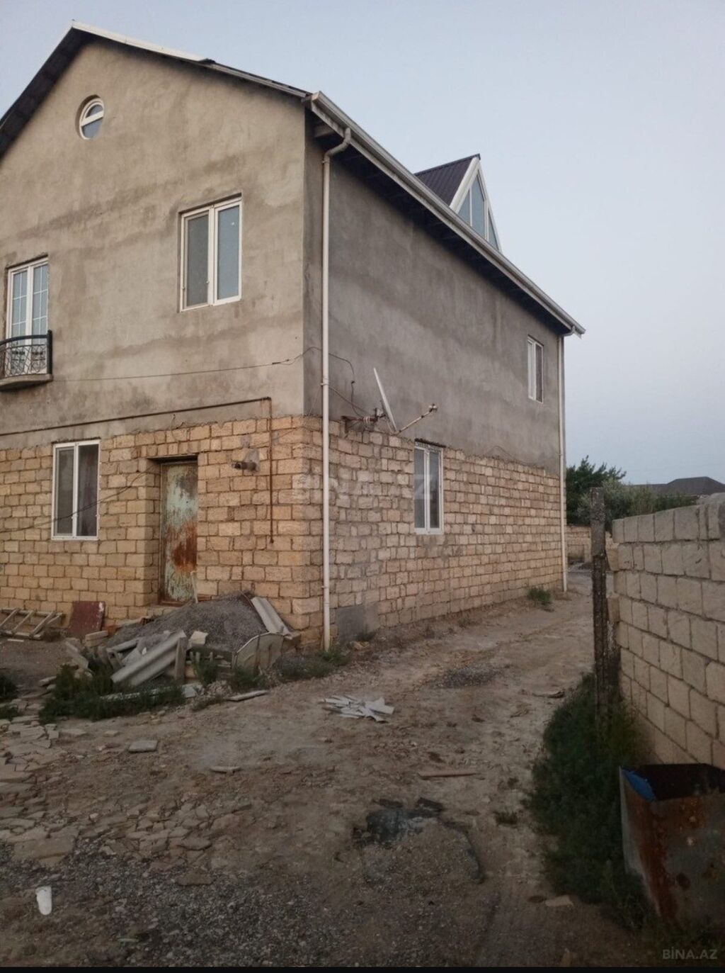 6 otaqlı, 190 kv. m, Kredit yoxdur, Təmirsiz