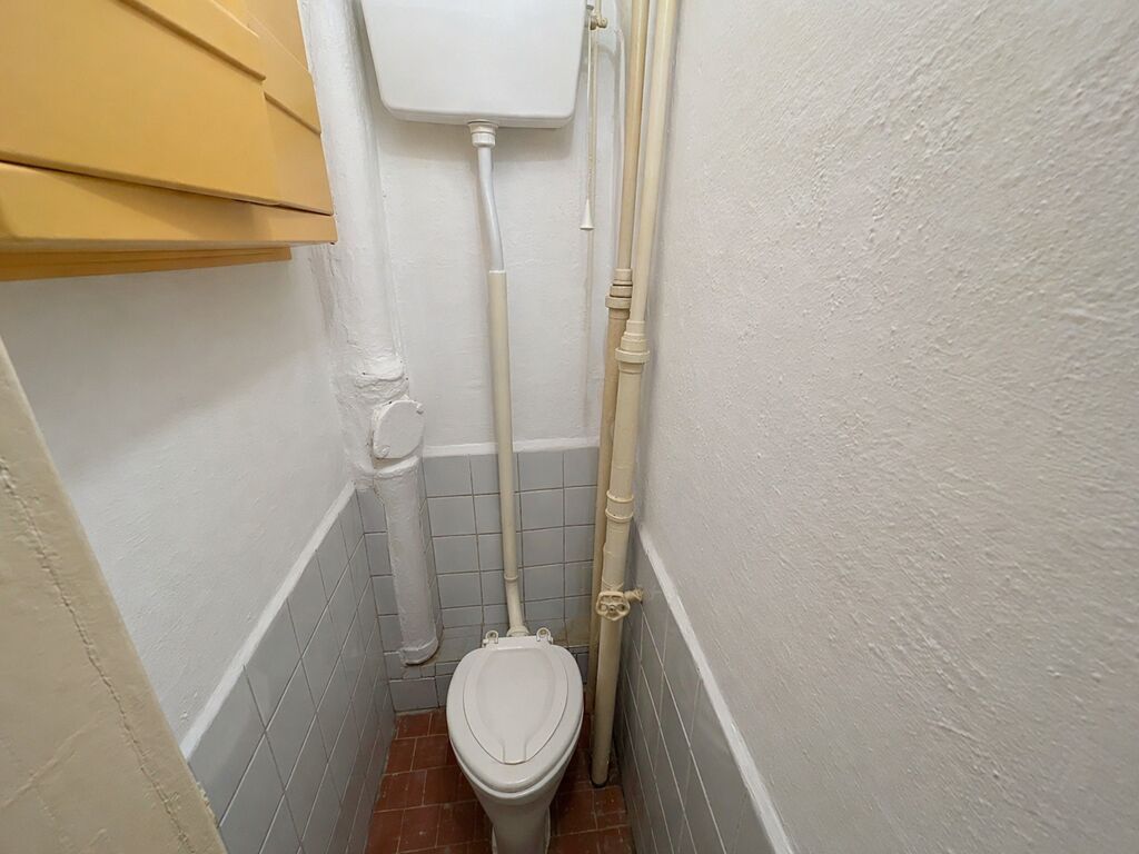 2 комнаты, 42 м², Индивидуалка, 1 этаж, Требуется ремонт: фото 6