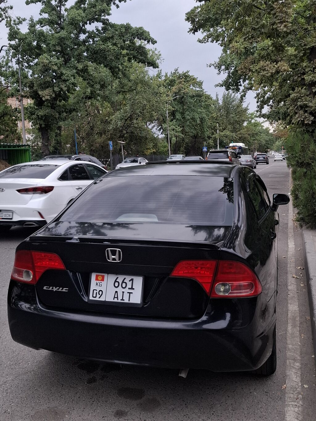 Honda Civic: 2008 г., 1.8 л, Автомат, Бензин, Седан: фото 2