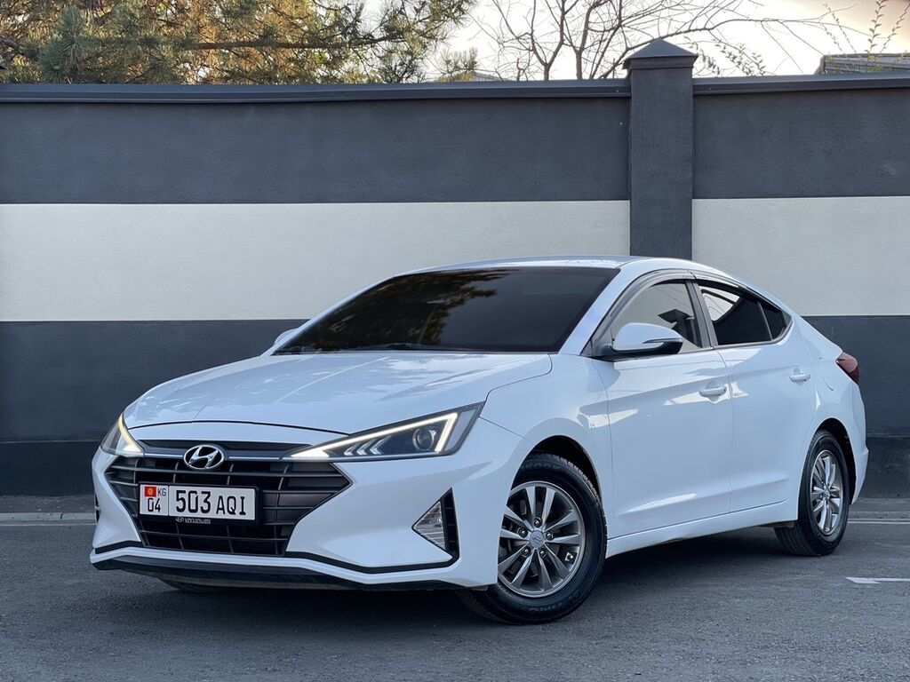 Hyundai Avante: 2019 г., 1.6 л, Автомат, Бензин, Седан: фото 2