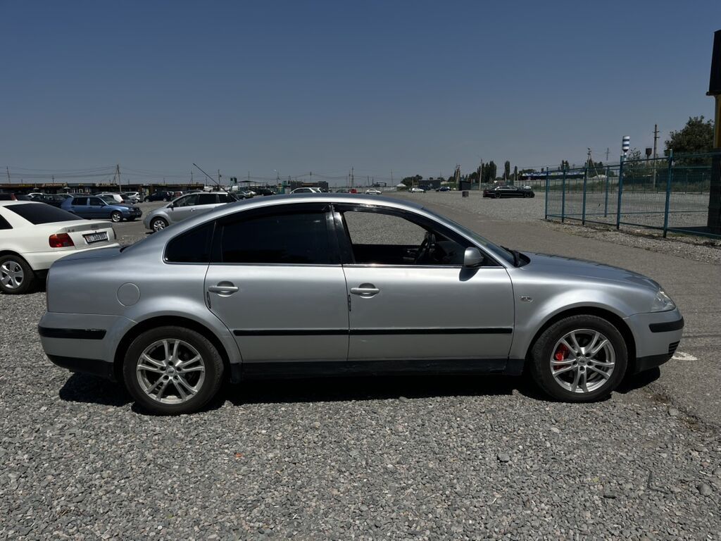 Volkswagen Passat: 2001 г., 1.8 л, Автомат, Бензин, Седан: фото 2