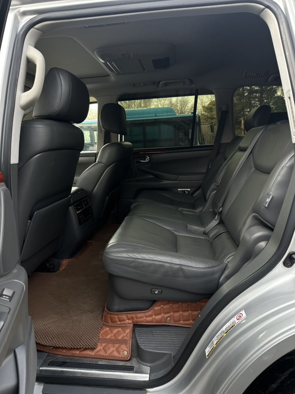 Lexus LX: 2008 г., 5.7 л, Автомат, Газ, Внедорожник: фото 4