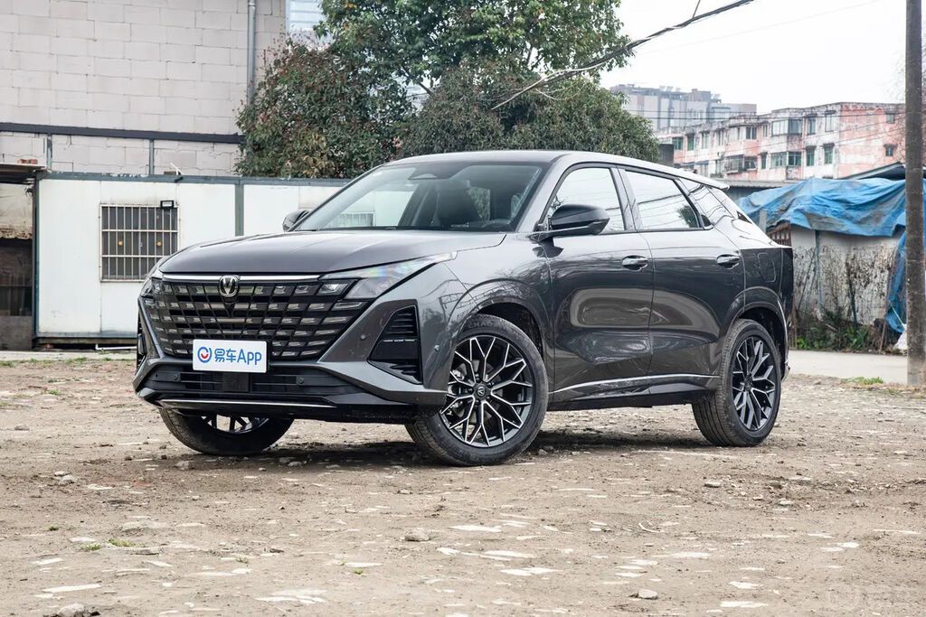 Changan Uni-Z: 2026 г., 1.5 л, Робот, Бензин, Кроссовер: фото 7