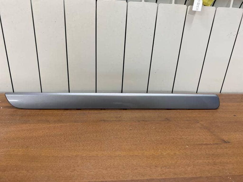 Ostala auto oprema: LAJSNA TABLE ZA VOLKSWAGEN GOLF 6 - 5K2858415B | Lajsna instrument na lalafo.rs Ostala auto oprema: LAJSNA TABLE ZA VOLKSWAGEN GOLF 6 - 5K2858415B | Lajsna instrument
