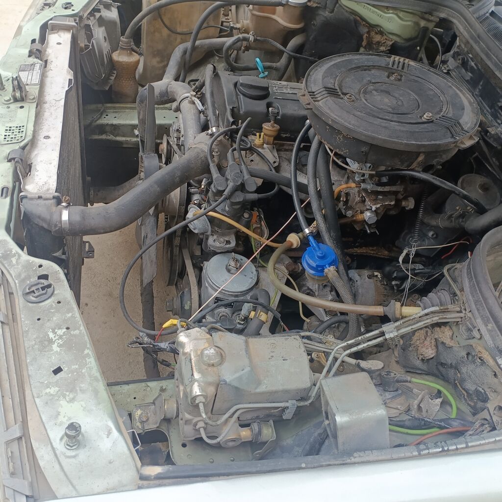 Mercedes-Benz W124: 1990 г., 2 л, Механика, Бензин, Седан: фото 4