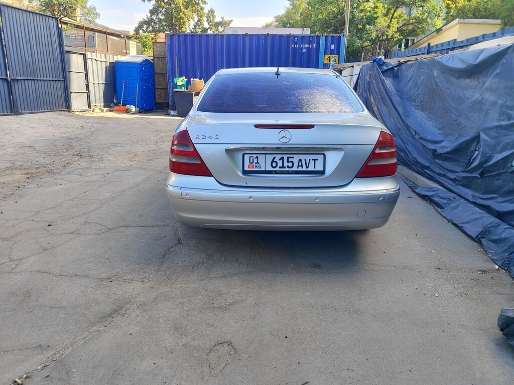 Mercedes-Benz E-Class: 2003 г., 2.6 л, Автомат, Бензин, Седан: фото 3