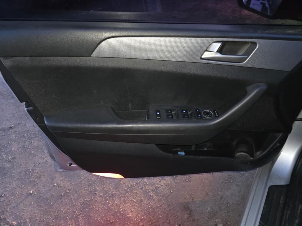 Hyundai Sonata: 2019 г., 2 л, Автомат, Газ, Седан: фото 3