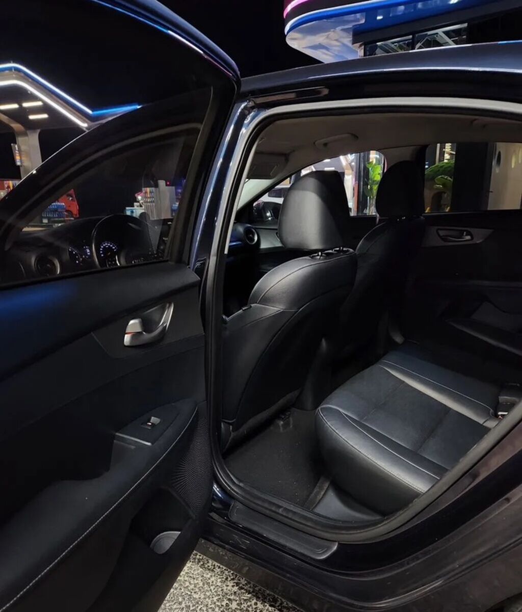Kia K3: 2019 г., 1.6 л, Автомат, Бензин, Седан: фото 3