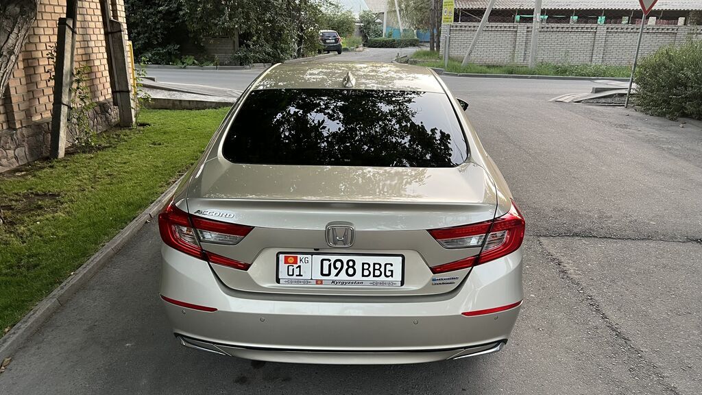 Honda Accord: 2018 г., 2 л, Автомат, Гибрид, Седан: фото 8