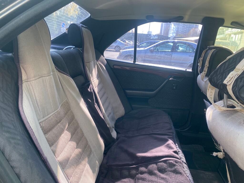 Mercedes-Benz C-Class: 1994 г., 2 л, Автомат, Бензин, Седан: фото 5
