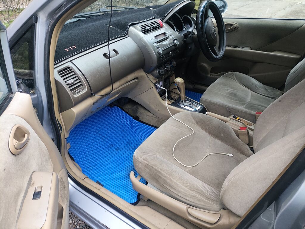 Сдаю Honda Fit под такси, Долгосрочно, | Залог, Предоплата, От 18 лет — фото 5