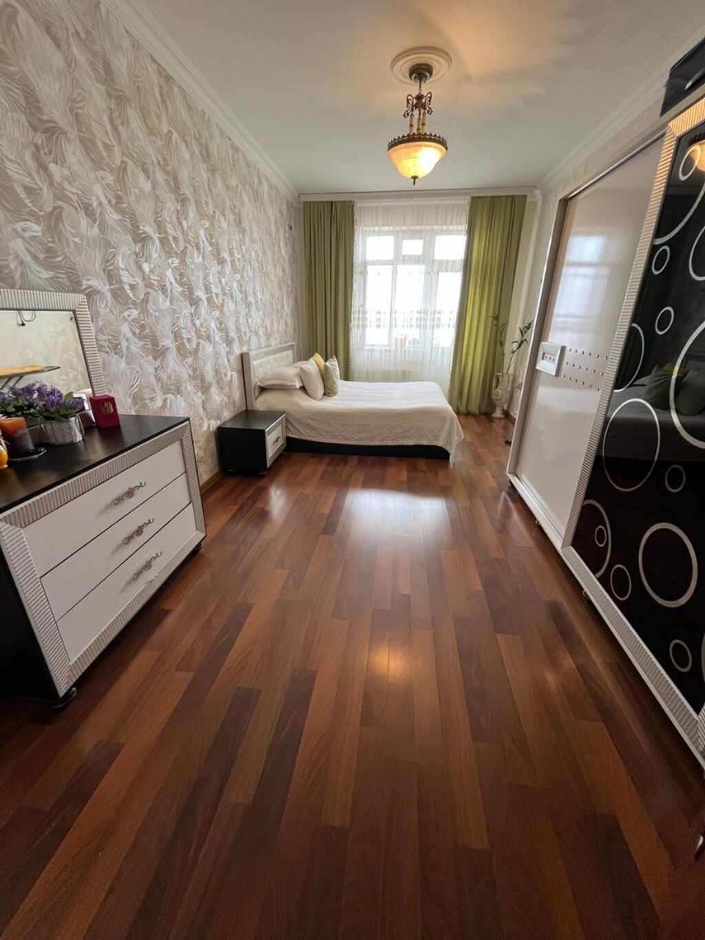 8-ci kilometrdə 3 otaqlı yeni tikili mənzil satılır, 130 m², 245 000 AZN, şəkil 5 / 12