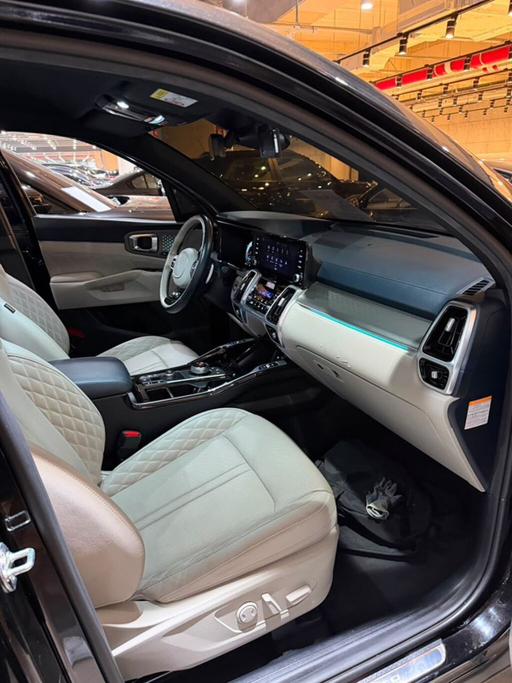 Kia Sorento: 2021 г., 1.6 л, Автомат, Гибрид, Кроссовер: фото 4