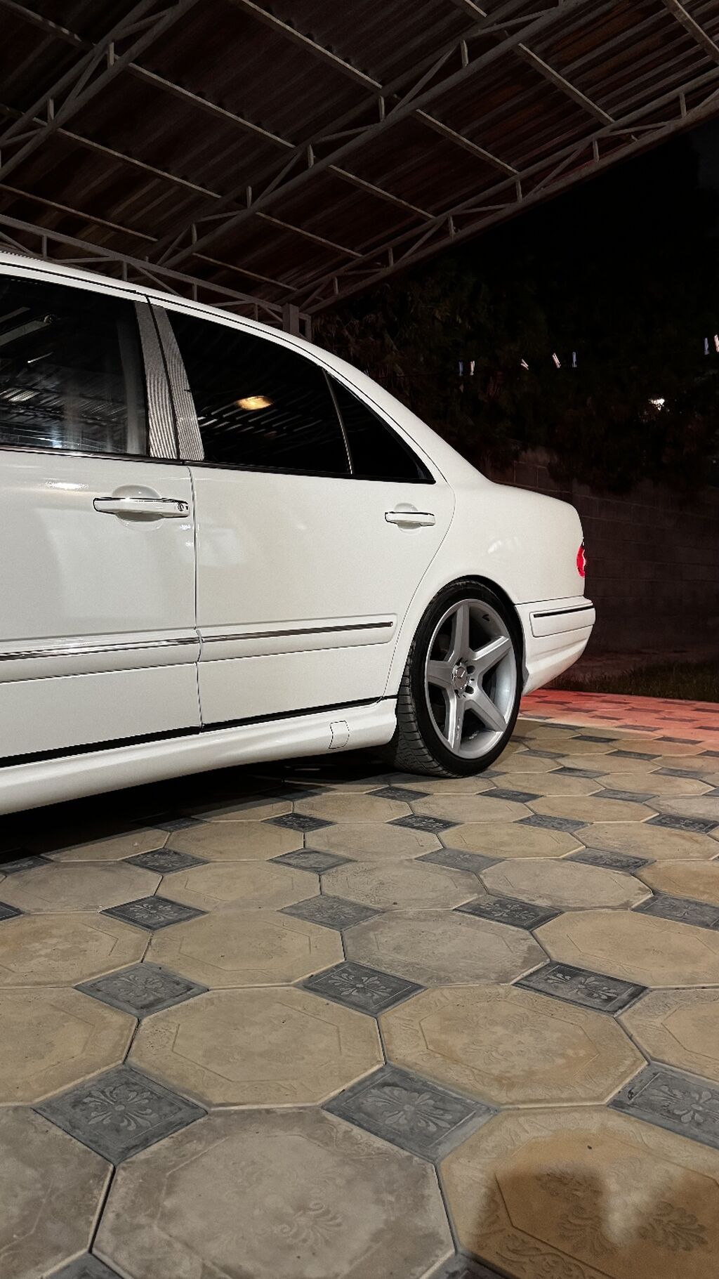 Mercedes-Benz E-класс AMG: 2000 г., 5.5 л, Автомат, Бензин, Седан: фото 4