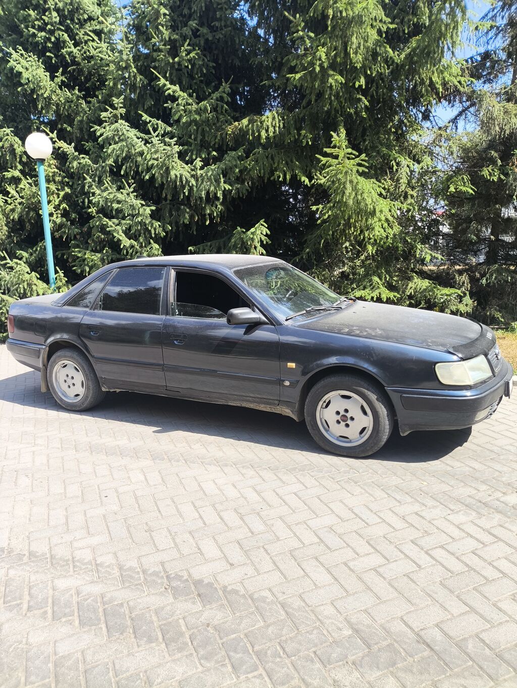 Audi 100: 1992 г., 2.3 л, Механика, Бензин, Седан: фото 4