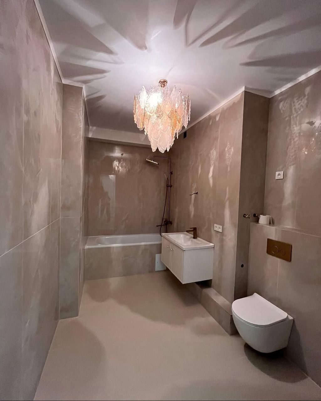 2 комнаты, 70 м², Элитка, 2 этаж, Евроремонт: фото 6