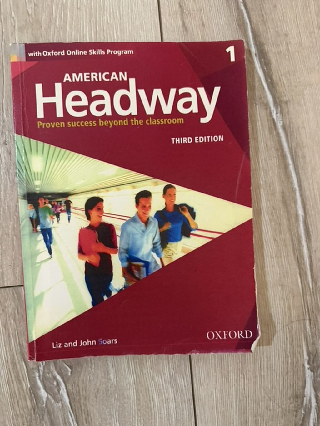 2 si bir yerde 5 m.☺️Məhsul: American Headway 1 – Third Edition