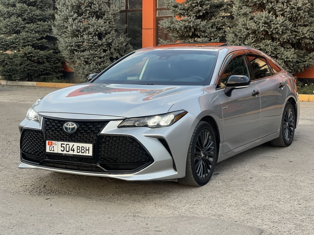 Toyota Avalon: 2020 г., 2.5 л, Вариатор, Гибрид, Седан: фото 1