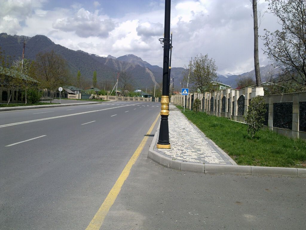 110 kv. m, 3 otaqlı, Kanalizasiya, Qaz, Su