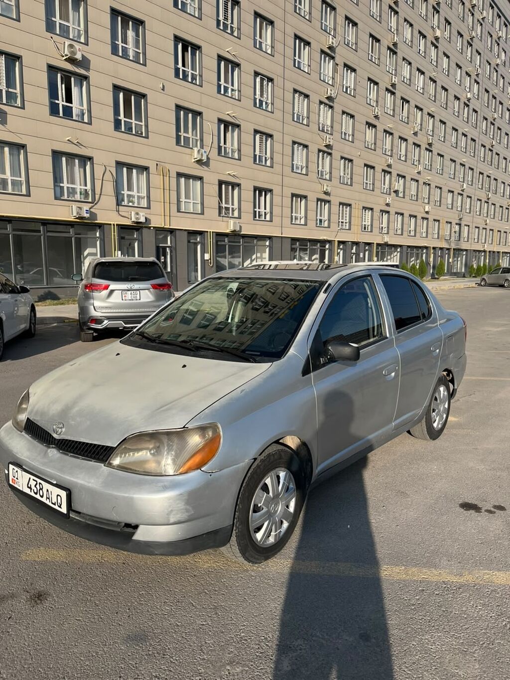 Toyota Echo: 2000 г., 1.5 л, Автомат, Бензин, Седан: фото 1