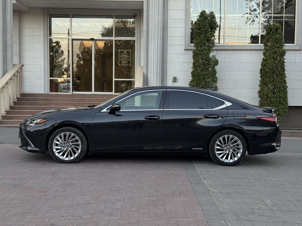 Lexus ES: 2022 г., 2.5 л, Автомат, Гибрид, Седан: фото 6