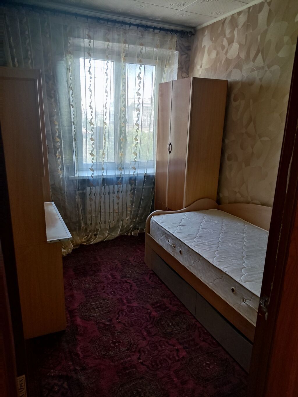 3 комнаты, Ошский рынок / базар Собственник, Без животных, от 6 месяцев, С мебелью: фото 6