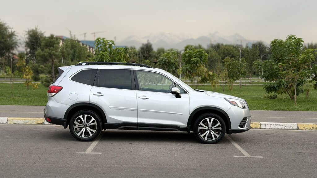 Subaru Forester: 2022 г., 2.5 л, Вариатор, Бензин, Кроссовер: фото 5