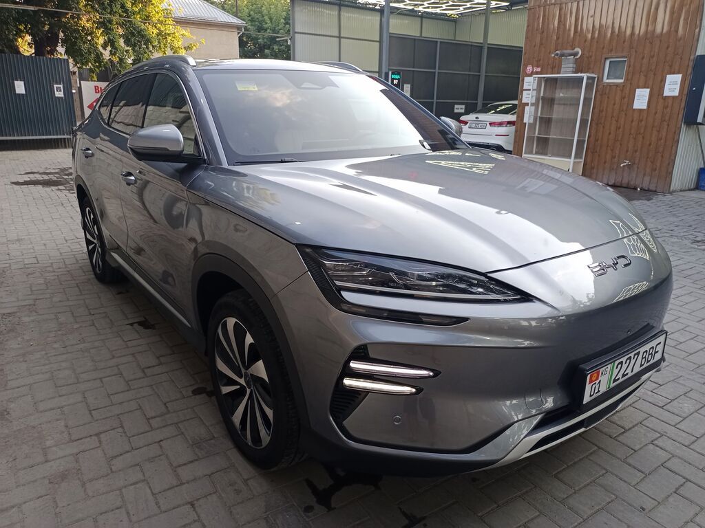 BYD Song Plus: 2023 г., Электромобиль: фото 3