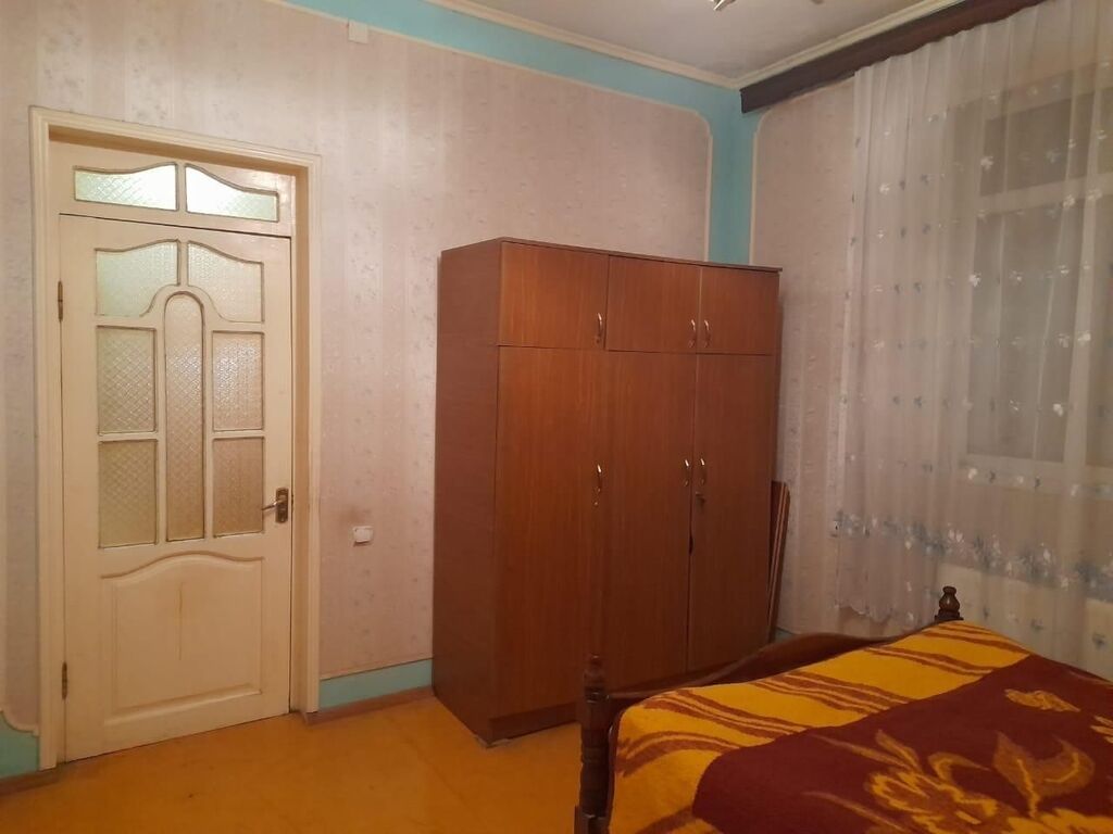 4 otaqlı, 90 kv. m, Kredit yoxdur, Orta təmir