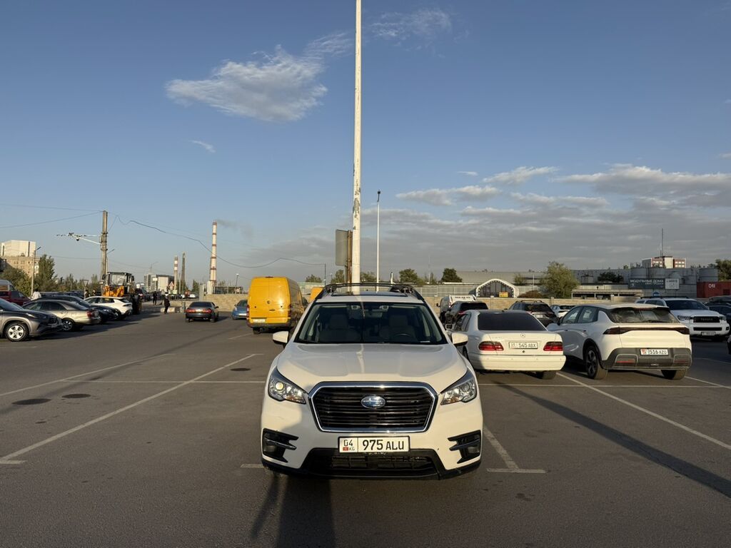 Subaru Ascent: 2018 г., 2.4 л, Автомат, Бензин, Кроссовер: фото 2