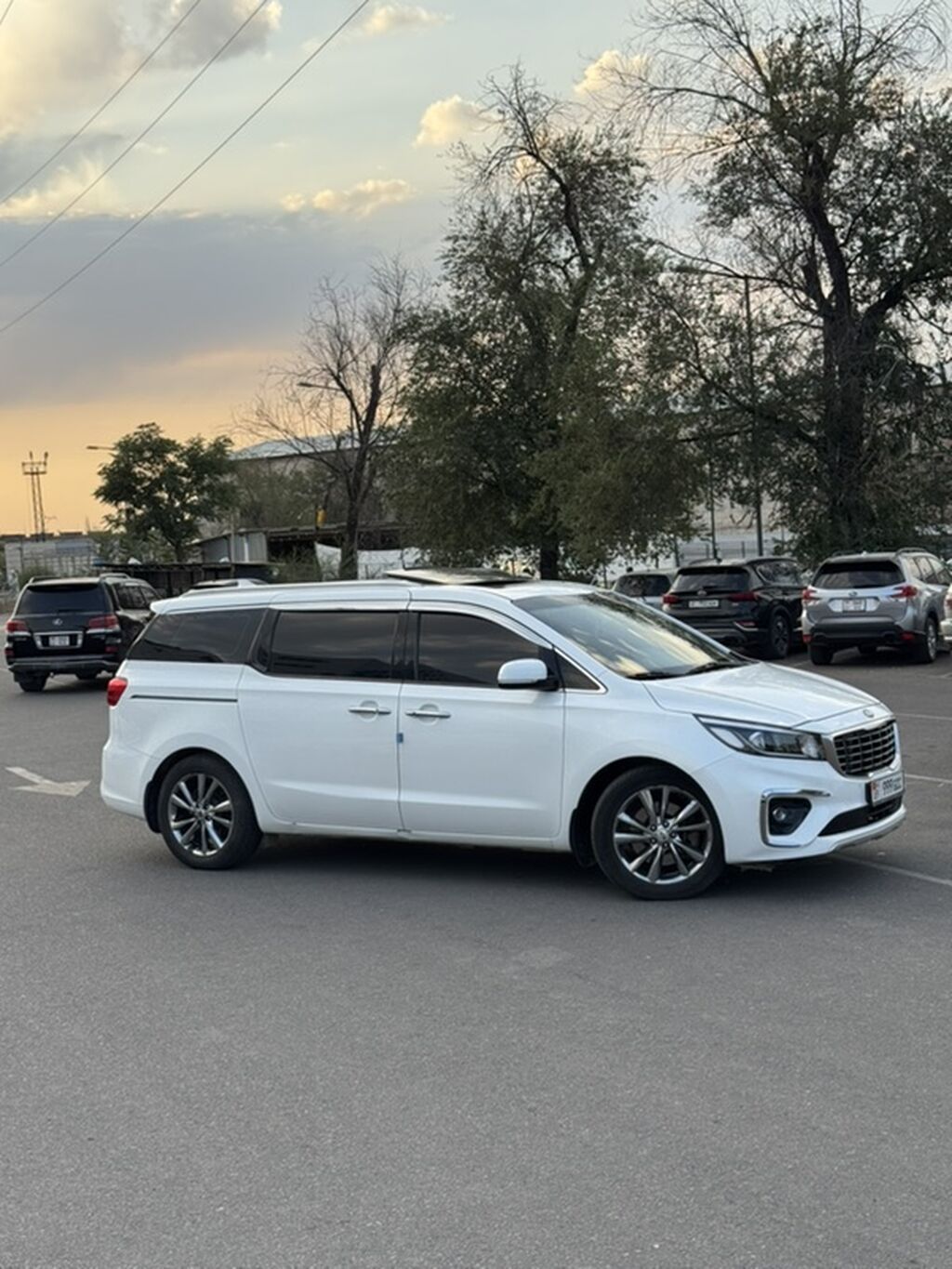 Kia Carnival: 2019 г., 2.2 л, Автомат, Дизель, Минивэн: фото 3