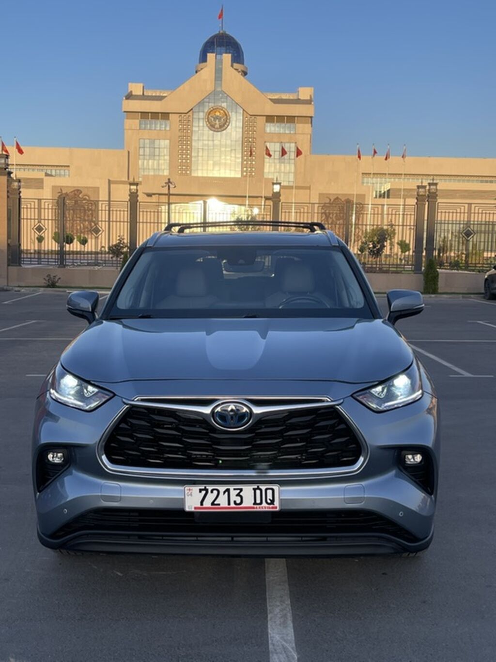 Toyota Highlander: 2020 г., 2.5 л, Автомат, Гибрид, Кроссовер: фото 5