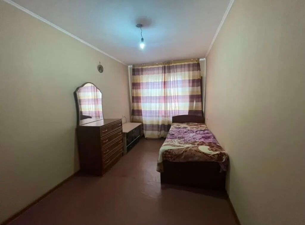 3 комнаты, 58 м², 104 серия, 4 этаж, Косметический ремонт — фото 2