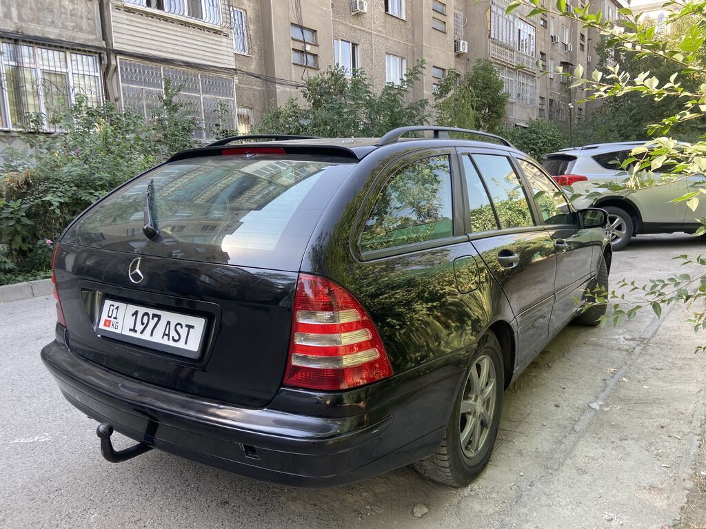 Mercedes-Benz C-Class: 2003 г., 2.2 л, Автомат, Дизель, Универсал: фото 6