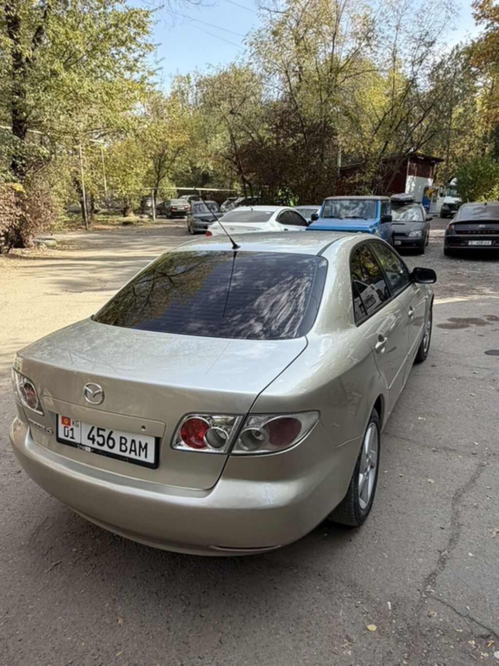Mazda 6: 2005 г., 2 л, Механика, Бензин, Седан: фото 3