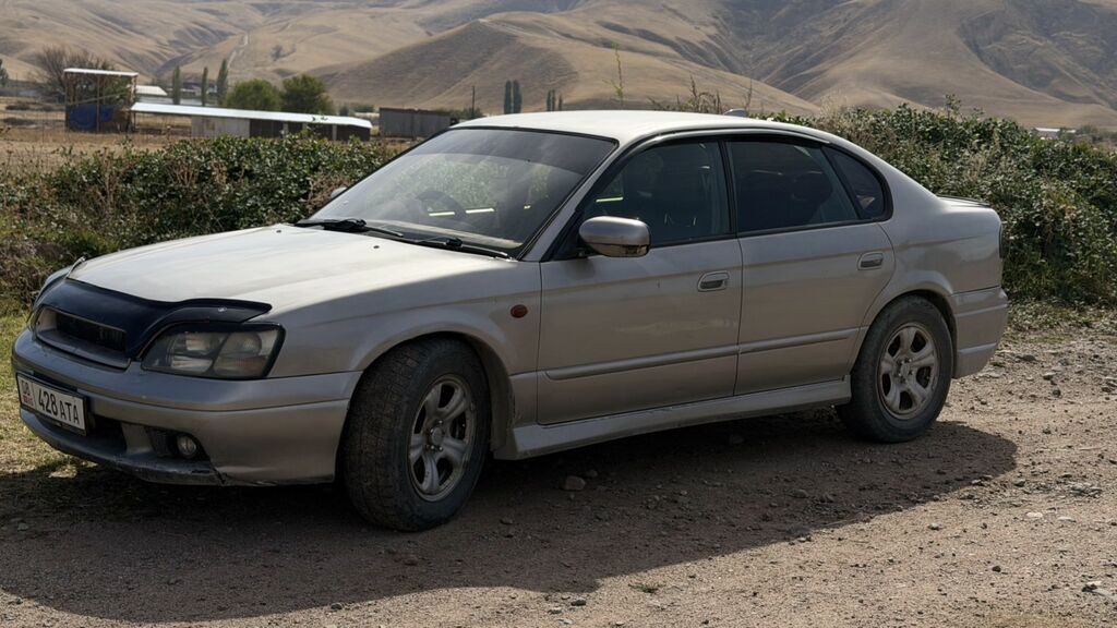 Subaru Legacy: 2000 г., 2 л, Механика, Бензин, Седан: фото 4