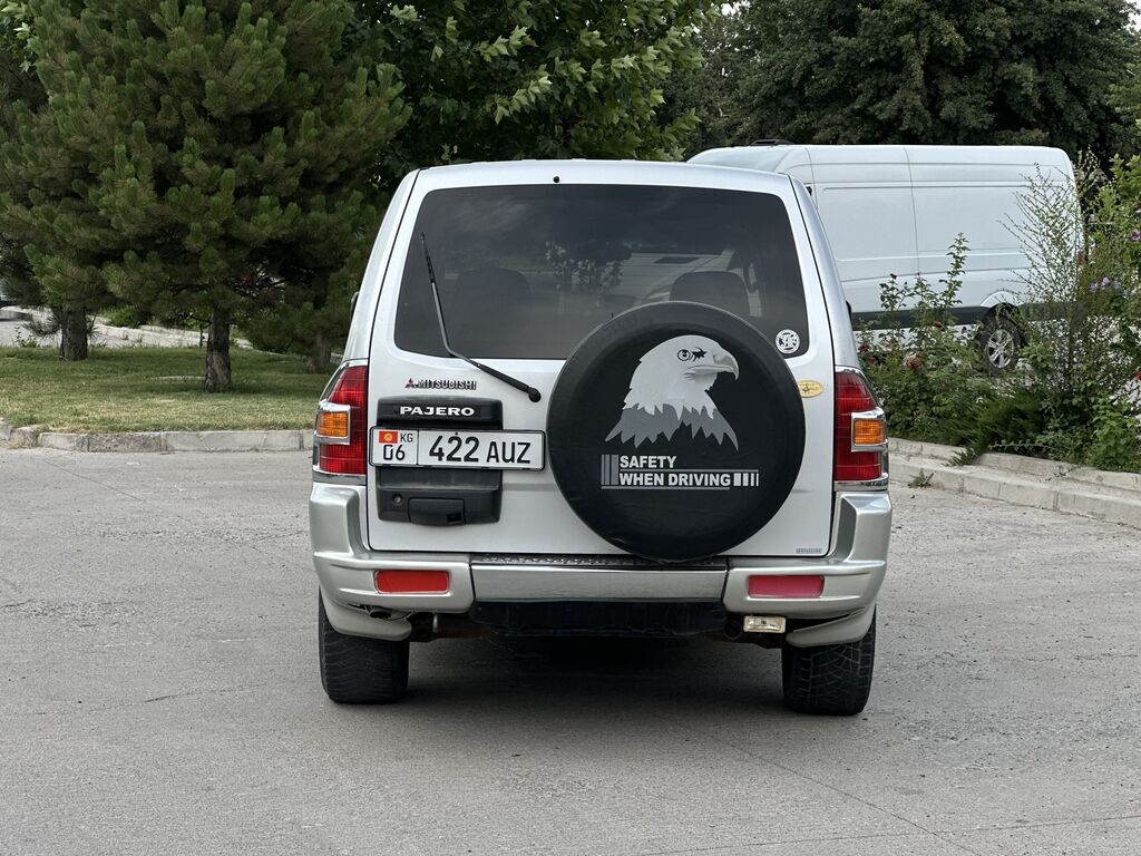 Mitsubishi Pajero: 2001 г., 3.5 л, Автомат, Газ, Внедорожник: фото 4
