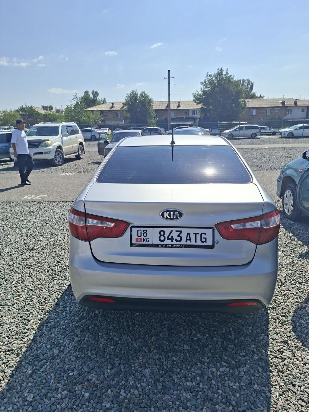 Kia Rio: 2015 г., 1.4 л, Механика, Бензин, Седан: фото 2